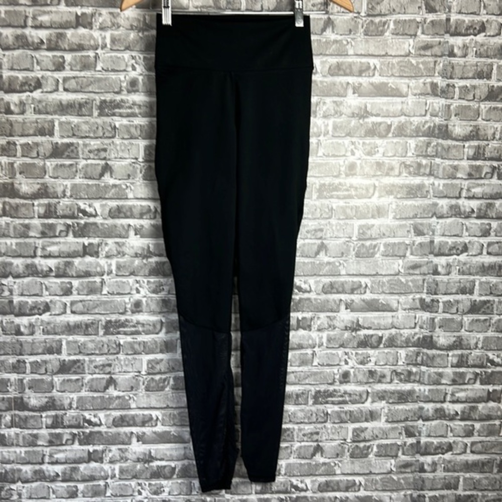 ‎Fabletics